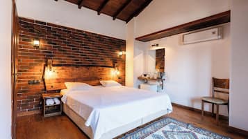 Minibar, in-room safe, free cots/infant beds, rollaway beds