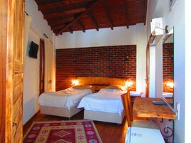 Μίνι μπαρ, χρηματοκιβώτιο στο δωμάτιο, δωρεάν κούνιες/κρεβατάκια μωρού 