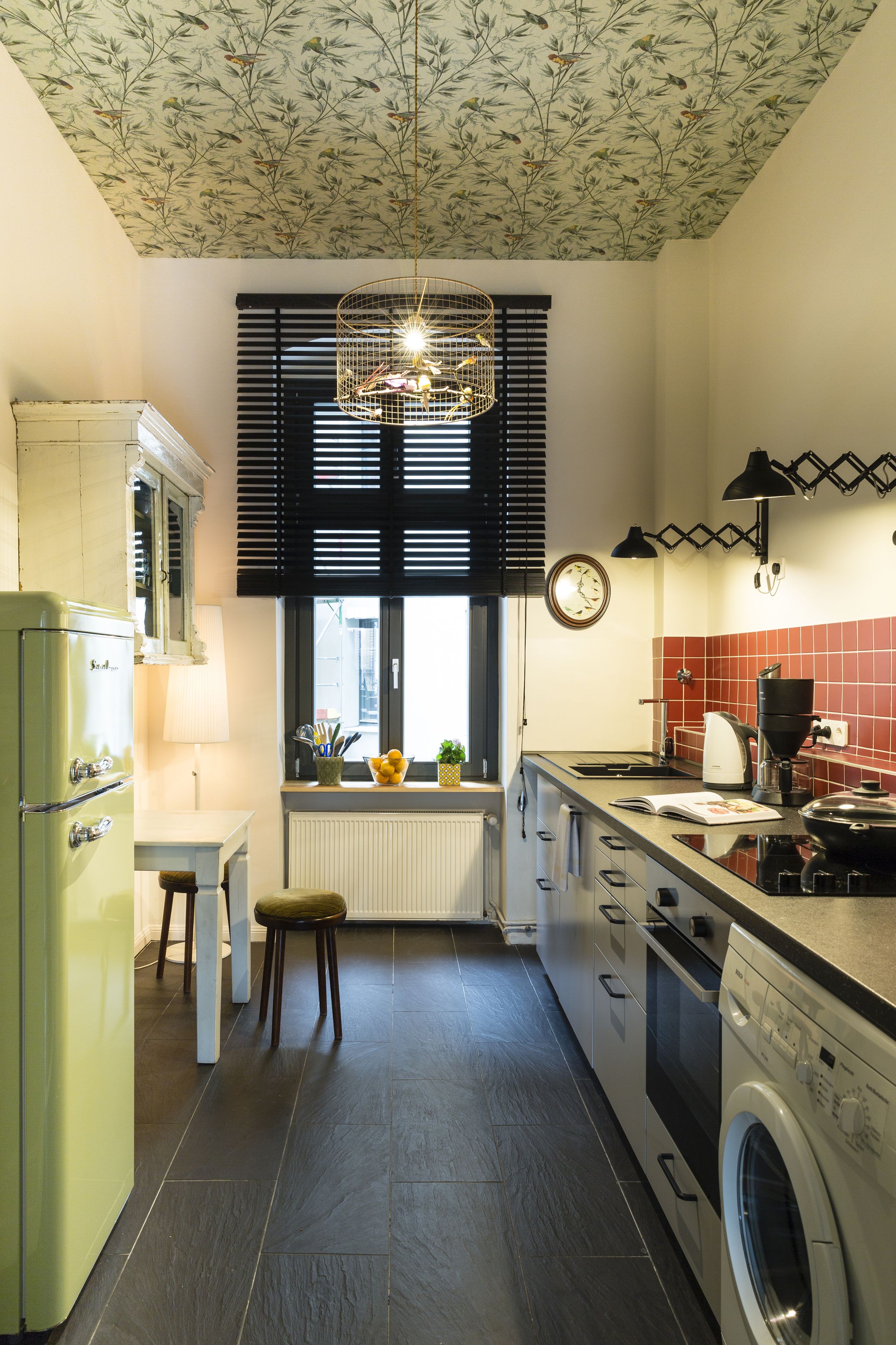 superior apartment, 2 bedrooms, balcony | private kitchen | full-sized fridge, oven, stovetop, coffee/tea maker