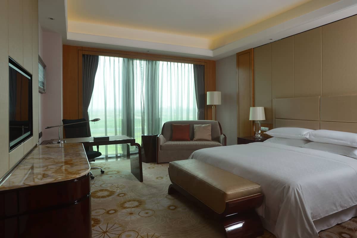 1 phòng ngủ, chăn bông, nệm Select Comfort, két bảo mật tại phòng
