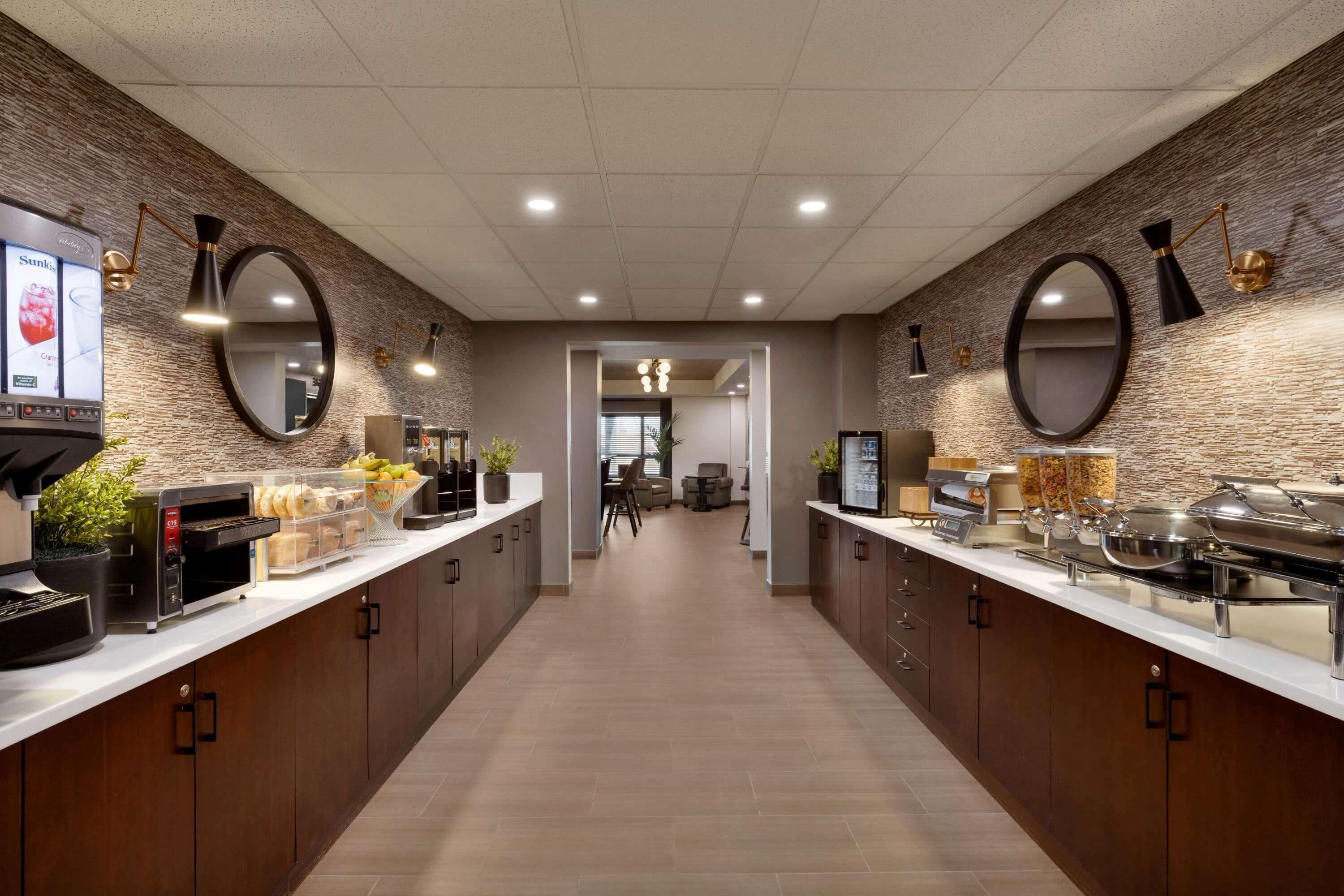 Desayuno completo incluido todos los días 