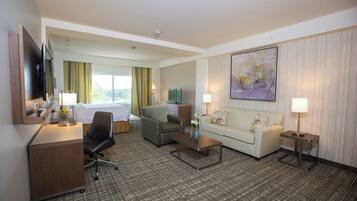 Skrivebord, skrivebord for bærbar PC og blendingsgardiner