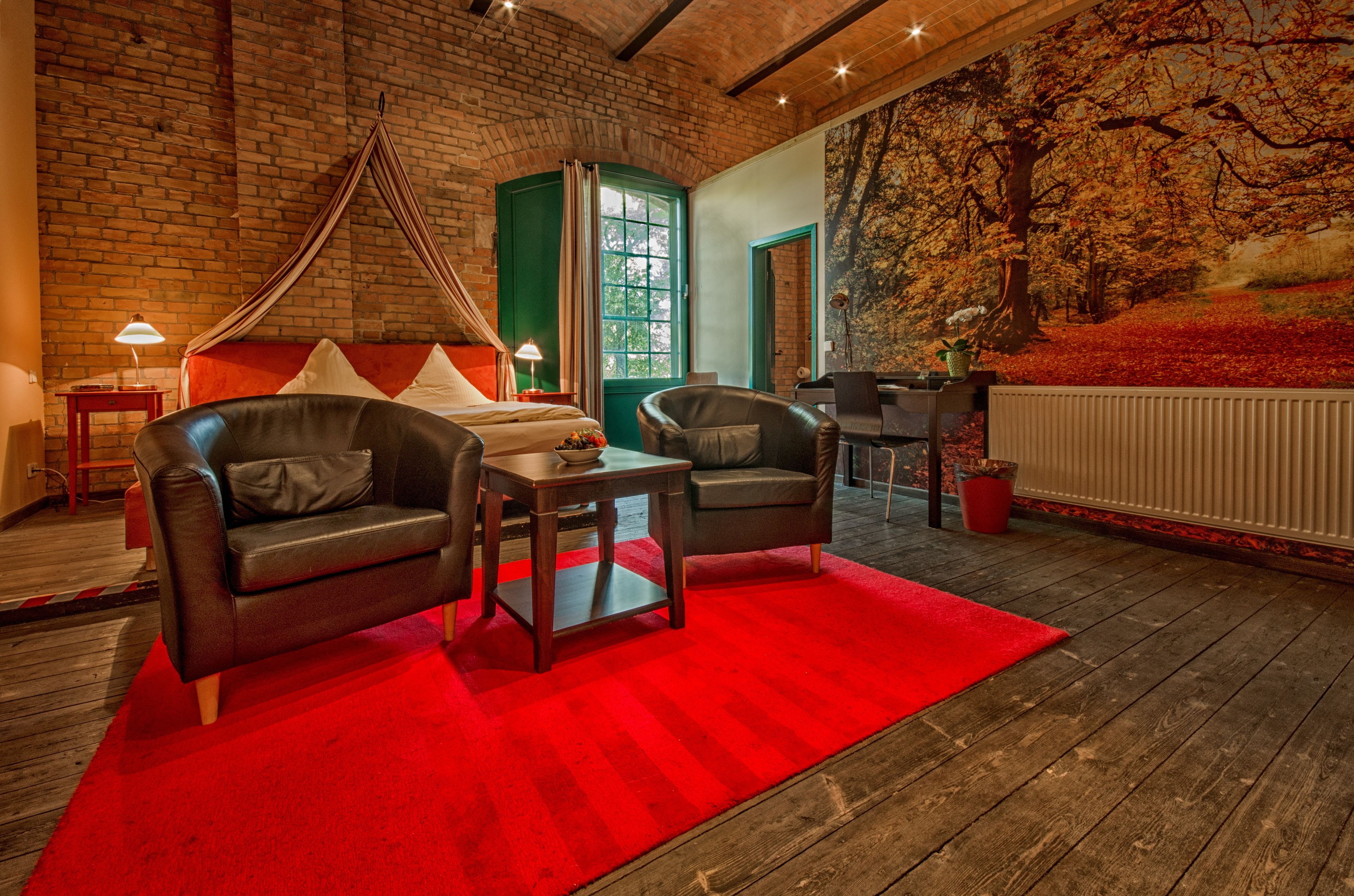 Double Room | Living area | TV