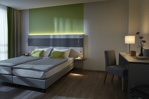 Superior Double Room | Hypo-allergenic bedding, desk, laptop workspace, blackout drapes - bfw Hotel (Nuremberg)