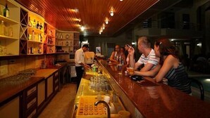 Bar (en el alojamiento)