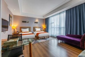Minibar, in-room safe, alarm clocks