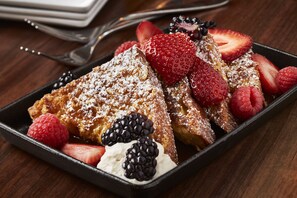 Ilmainen päivittäinen buffetaamiainen 