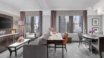 Deluxe Suite, 1 Bedroom | Premium bedding, in-room safe, desk, blackout drapes