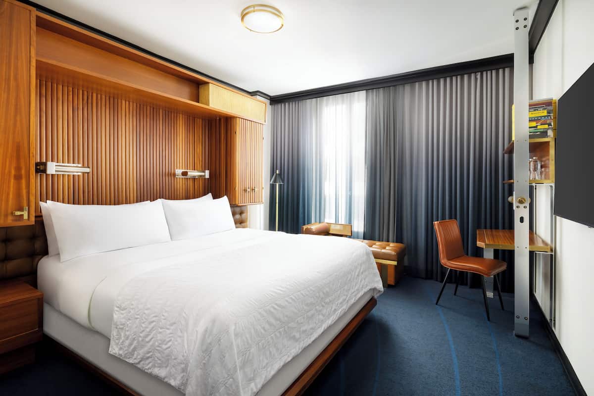 1 bedroom, hypo-allergenic bedding, down comforters, pillowtop beds