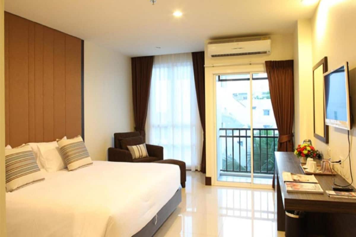 1 quarto, cofres nos quartos, quartos à prova de som