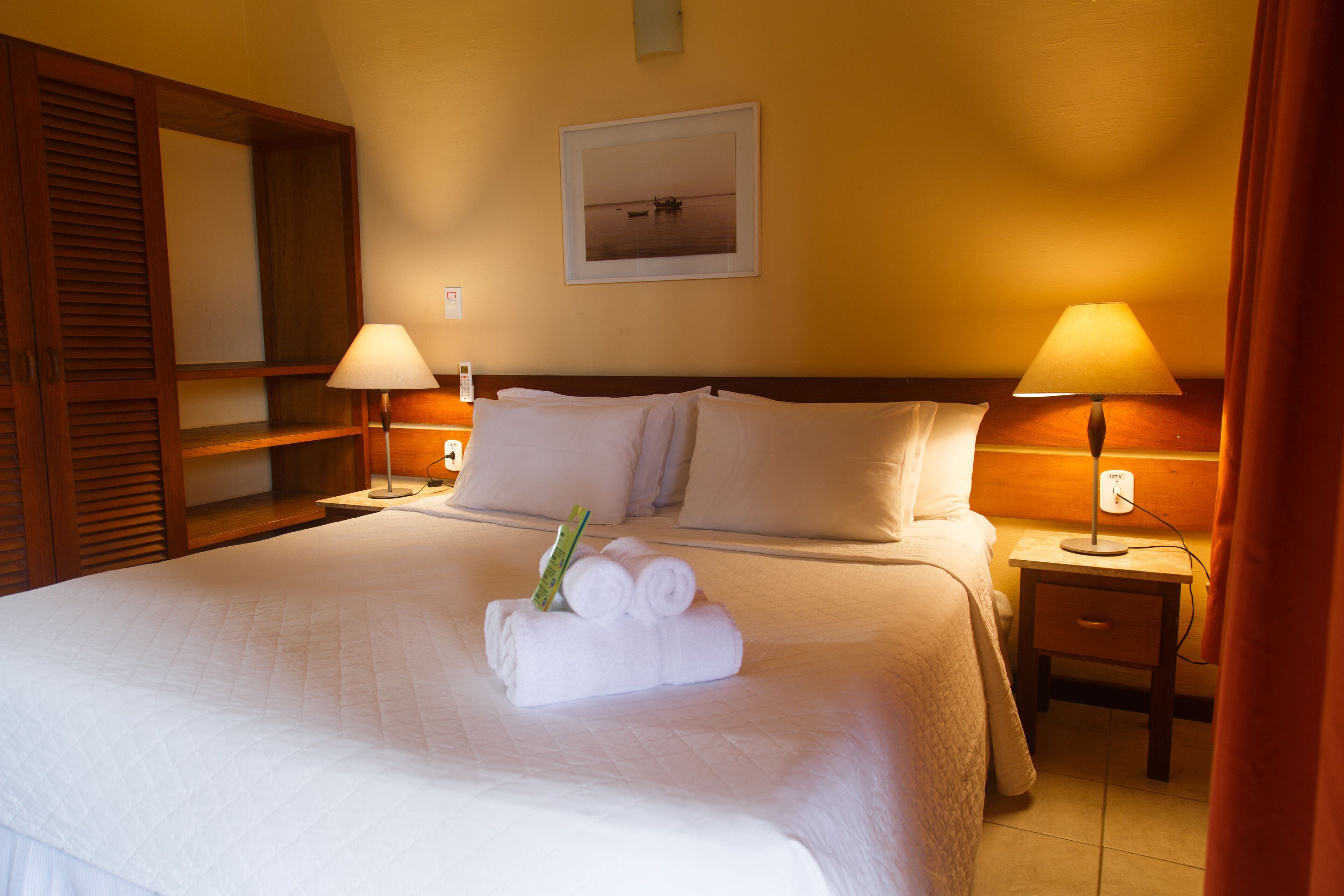 1 bedroom, minibar, in-room safe, desk