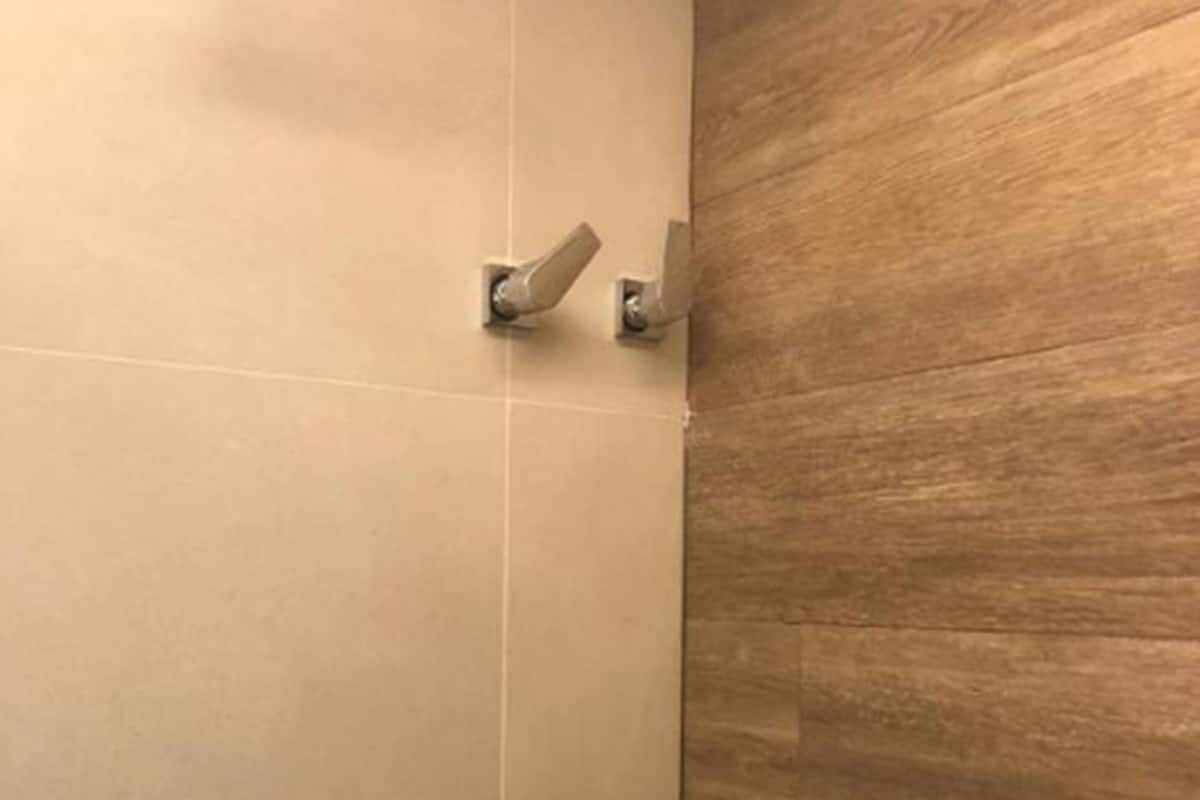 superior triple room | bathroom | shower, free toiletries, hair dryer, towels