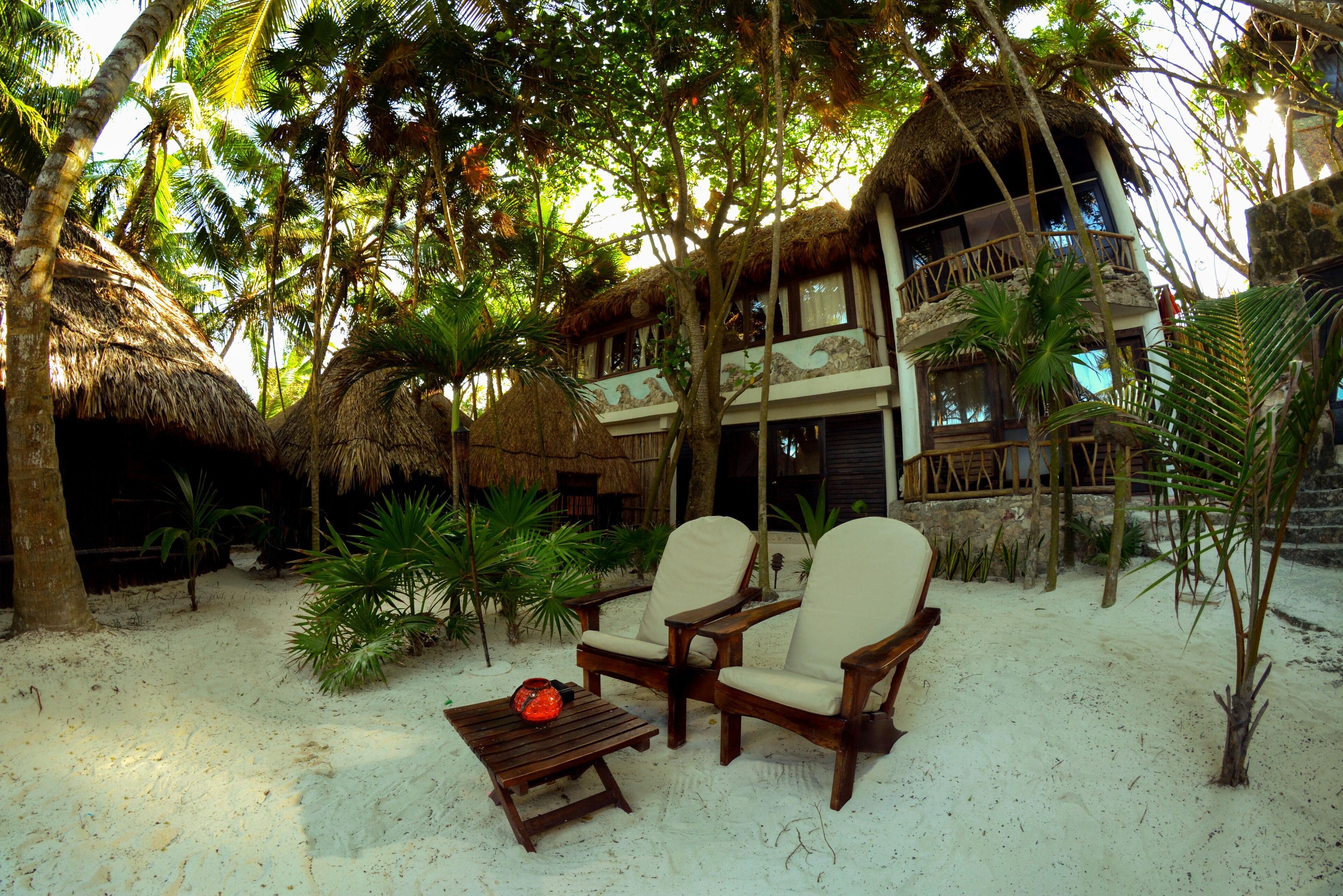 Garden View 2 Full Beds Bungalow | Vista desde la habitación