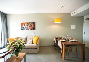 1 Schlafzimmer, Daunenbettdecken, Zimmersafe, Verdunkelungsvorhänge