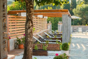 Property grounds - Villa Karmar Hotel Apartments (Corfu)