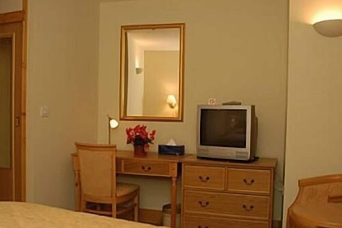 Chambre Double Supérieure, salle de bains attenante