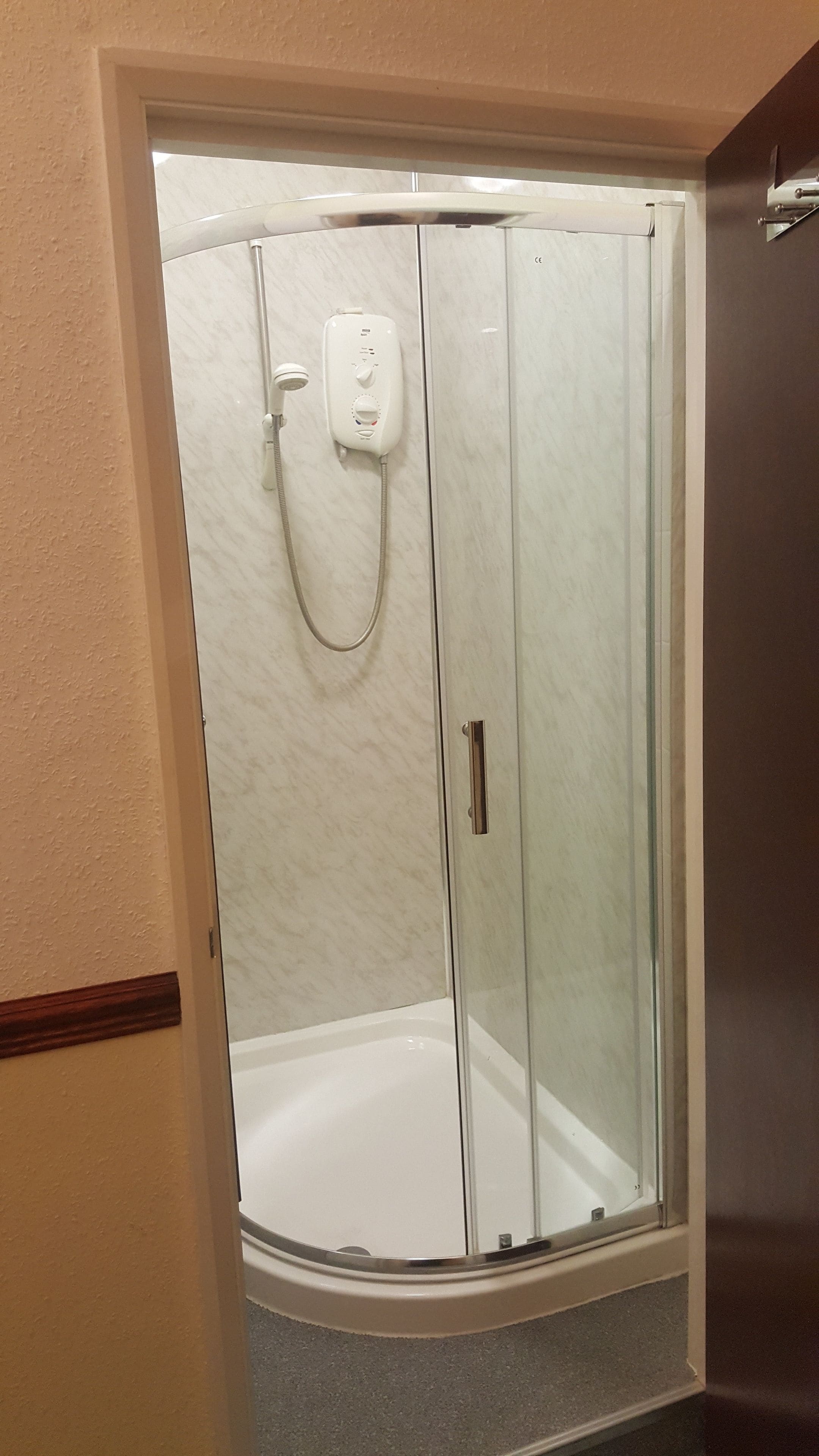 Regadera en el baño