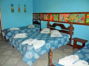Minibar, caja fuerte, cortinas opacas y wifi gratis
