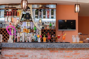 Bar (on property) - Hotel Seven Limited (Sauraha)