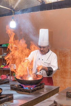 Food and drink - Hotel Seven Limited (Sauraha)