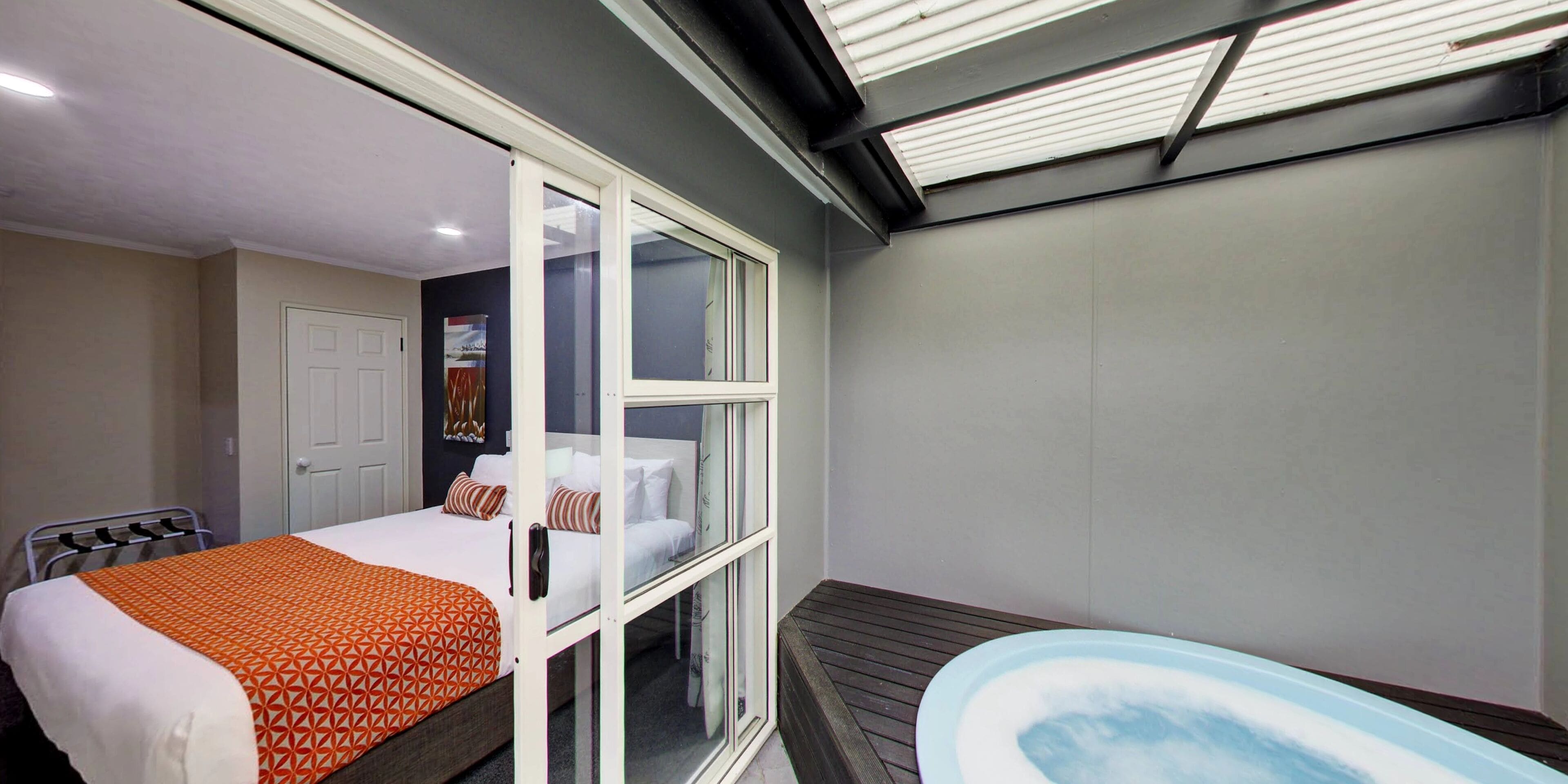 Bañera de hidromasaje privada