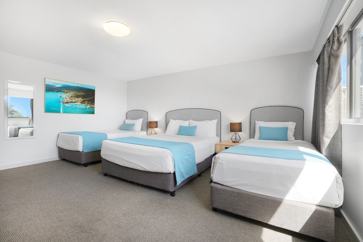 Family Room | Desk, blackout curtains, iron/ironing board, free WiFi
