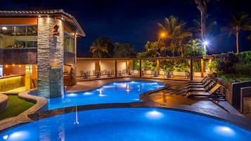 2 piscinas externas