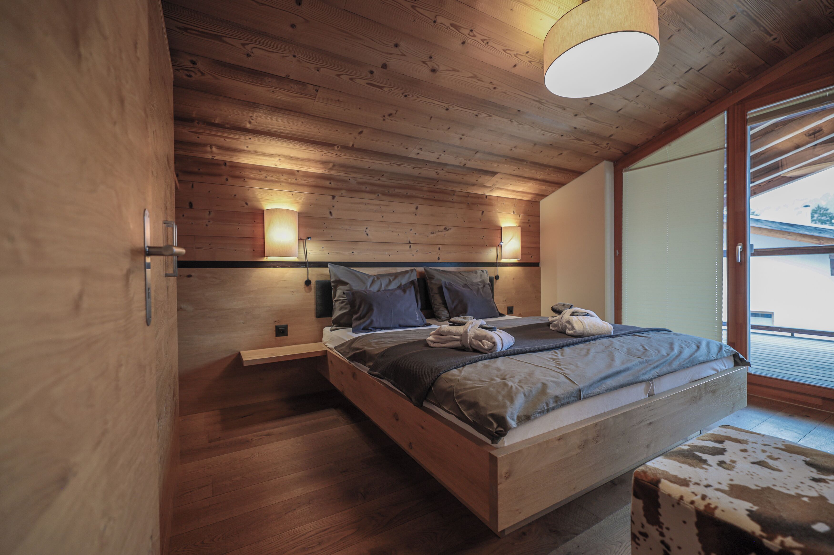 Loftsleilighet, 3 soverom | Sengetøy av topp kvalitet, individuelt dekorert og individuelt innredet