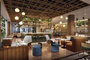 Serves lunch and dinner