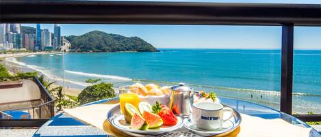 Suite Deluxe, bain à remous | Vue de la chambre