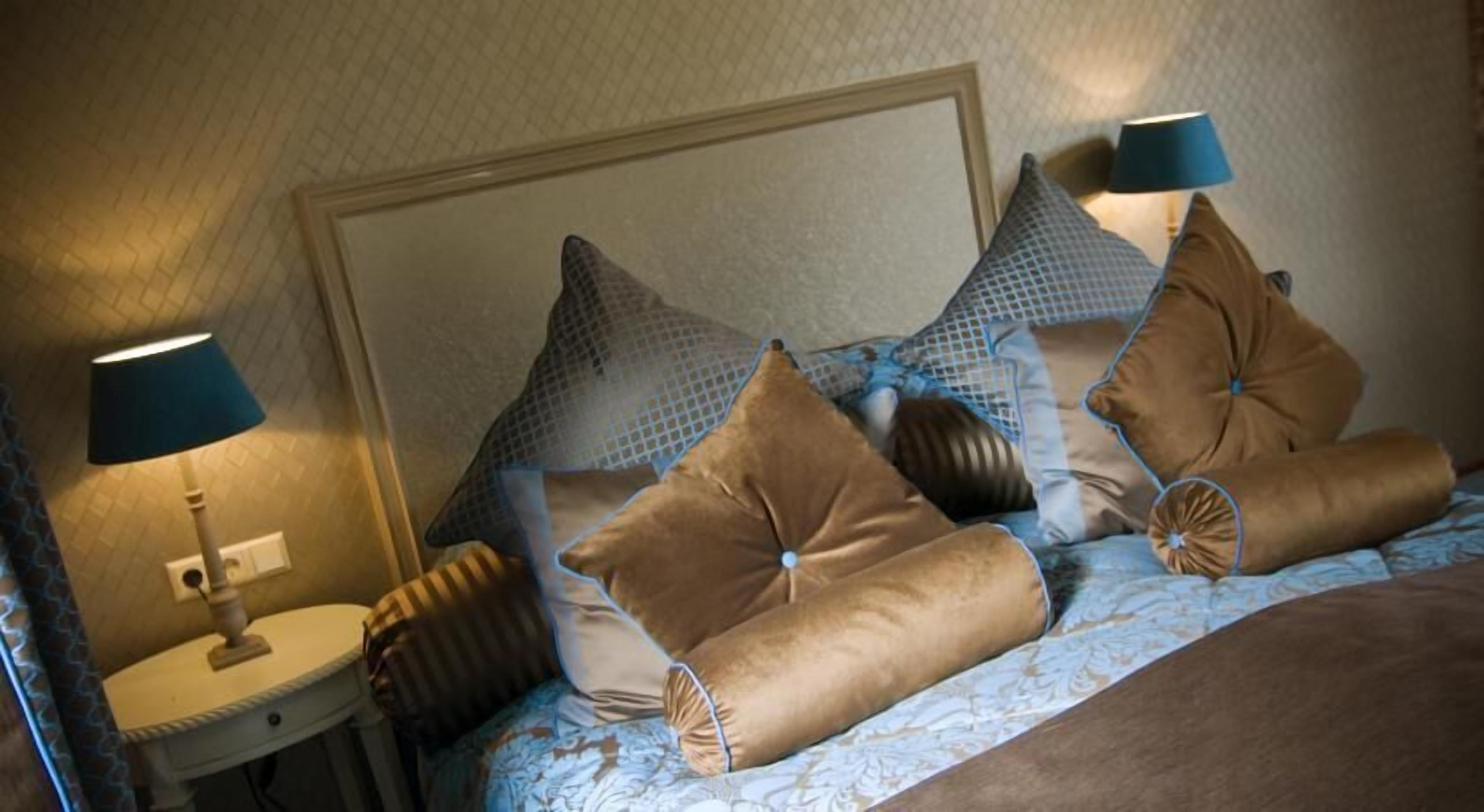 in-room safe, cots/infant beds, rollaway beds, free wifi