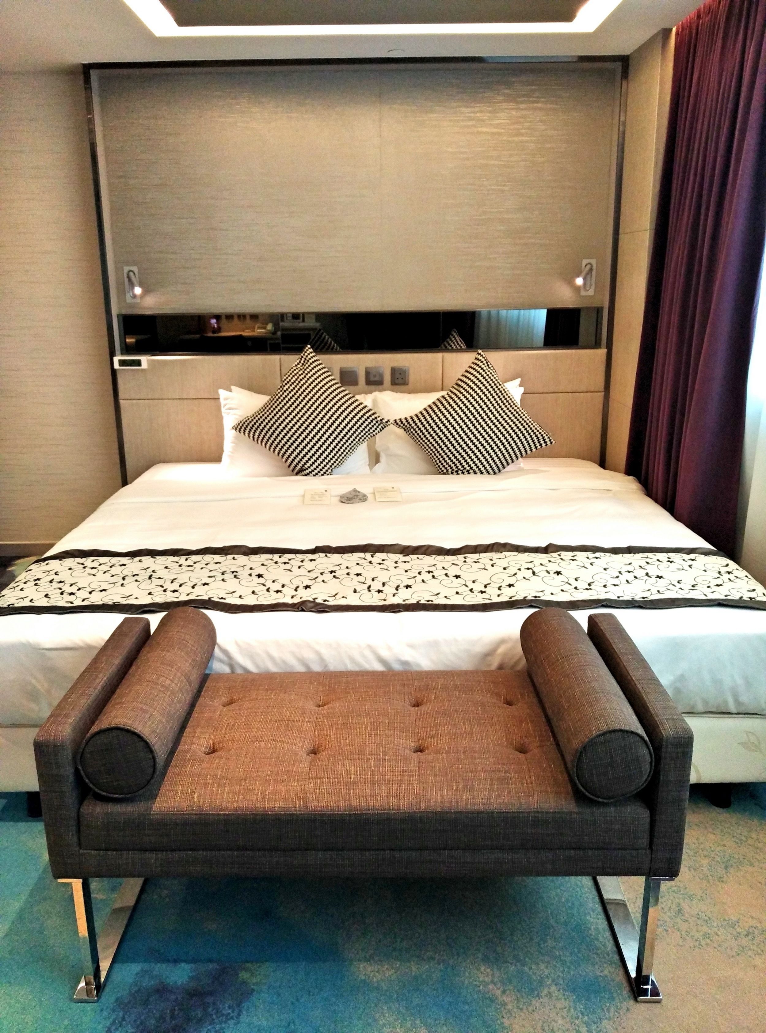 1 bedroom, down duvets, minibar, in-room safe