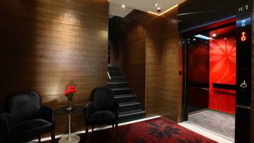 Sala de estar en el lobby