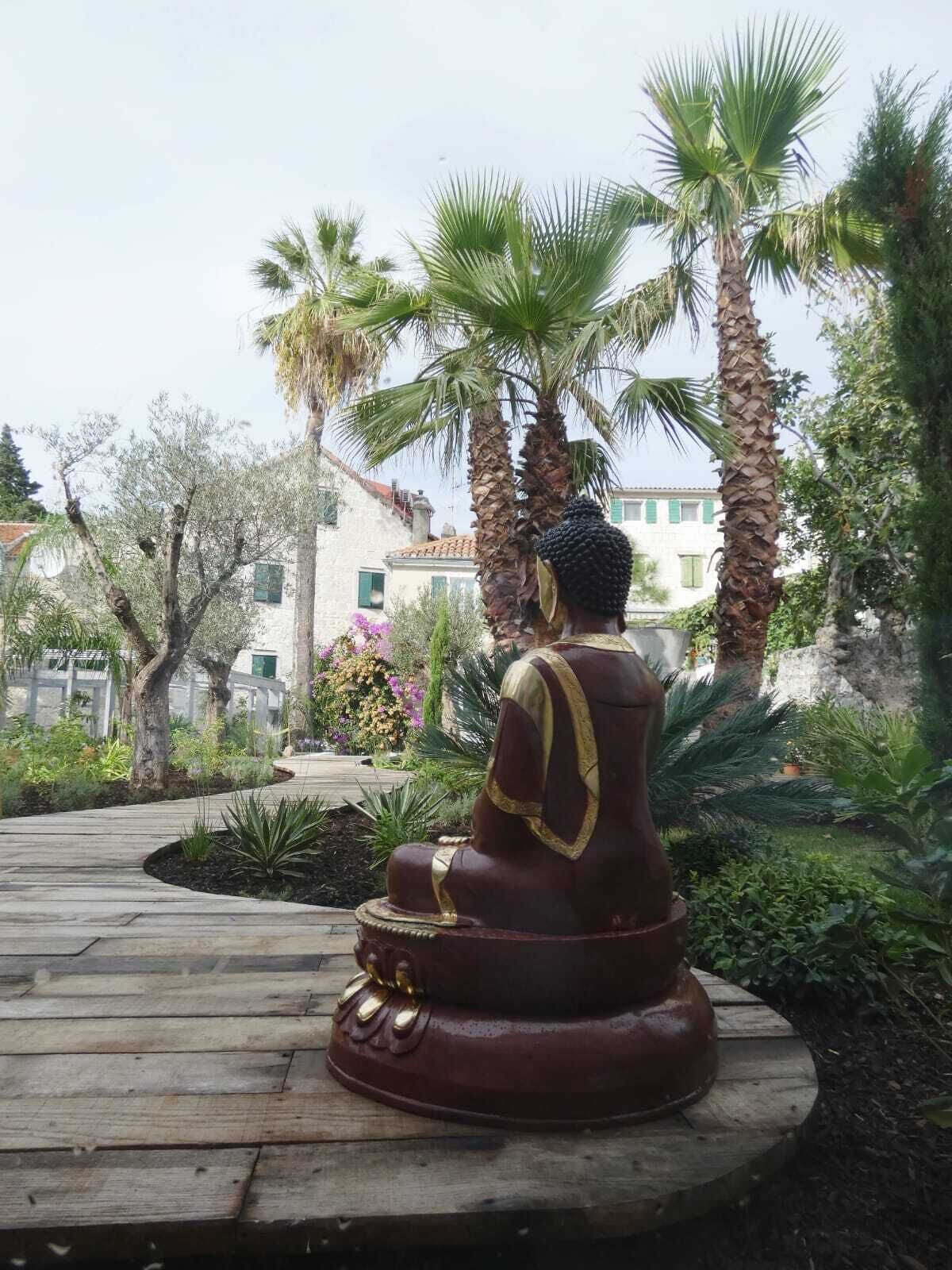 Photo - Divota Apartment Hotel