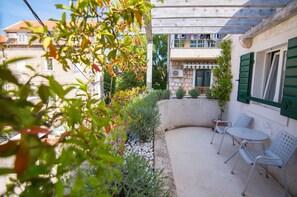 Comfort Double Room, Balcony | Terrace/patio - Divota Apartment Hotel (Split)