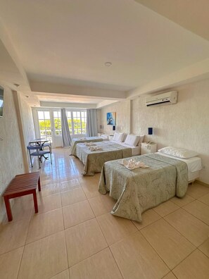 Quadruple Room, Kitchenette