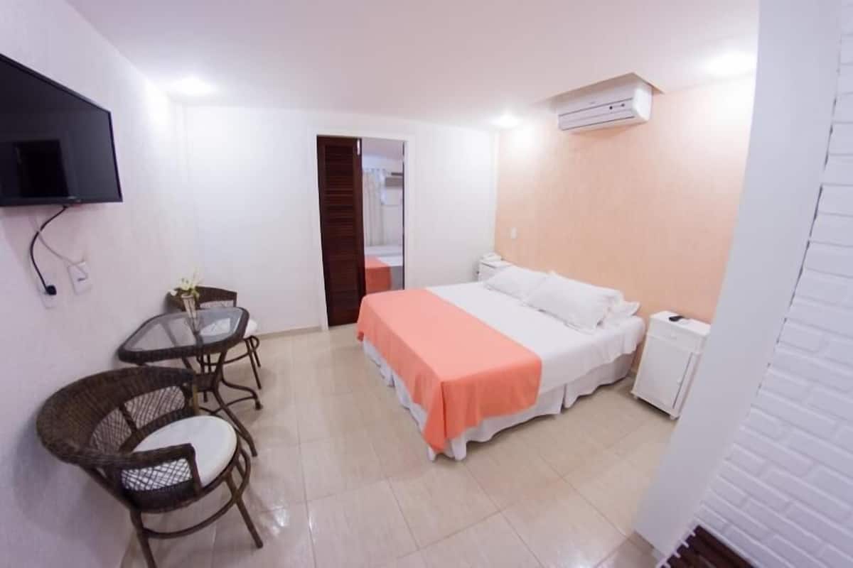 1 chambre, minibar, coffres-forts dans les chambres, rideaux occultants