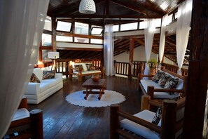 Interior - Hotel Galeão (Porto Seguro)