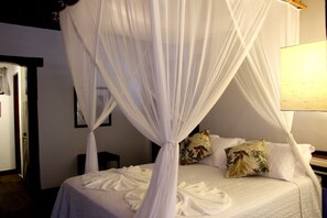Deluxe Room | Minibar, free WiFi, bed sheets - Hotel Galeão (Porto Seguro)