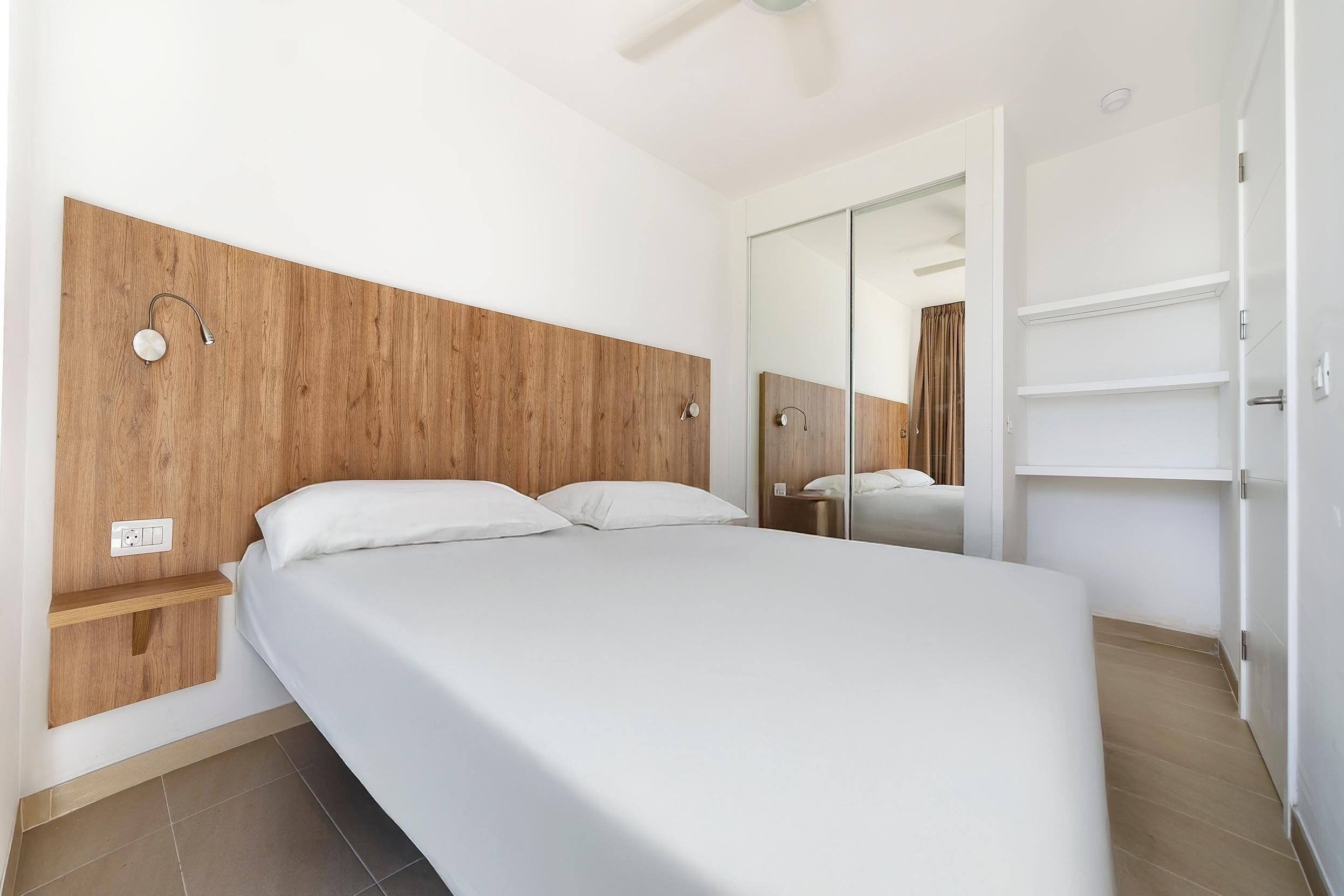 1 chambre, coffres-forts dans les chambres, Wi-Fi gratuit, draps fournis