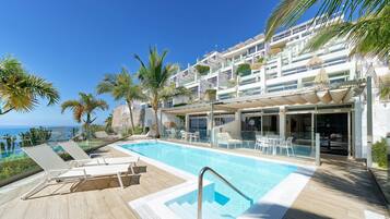 1 bedroom, in-room safe, free WiFi, bed sheets