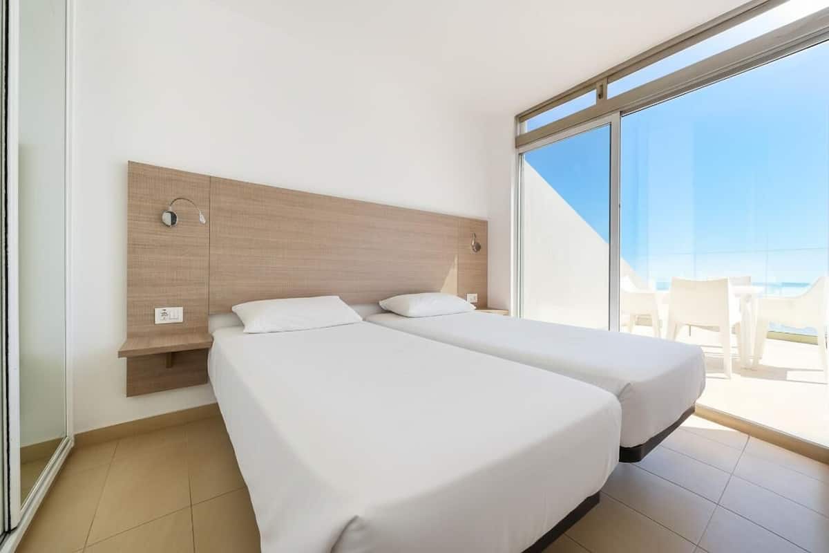 1 間睡房、房內夾萬、免費 Wi-Fi、床單