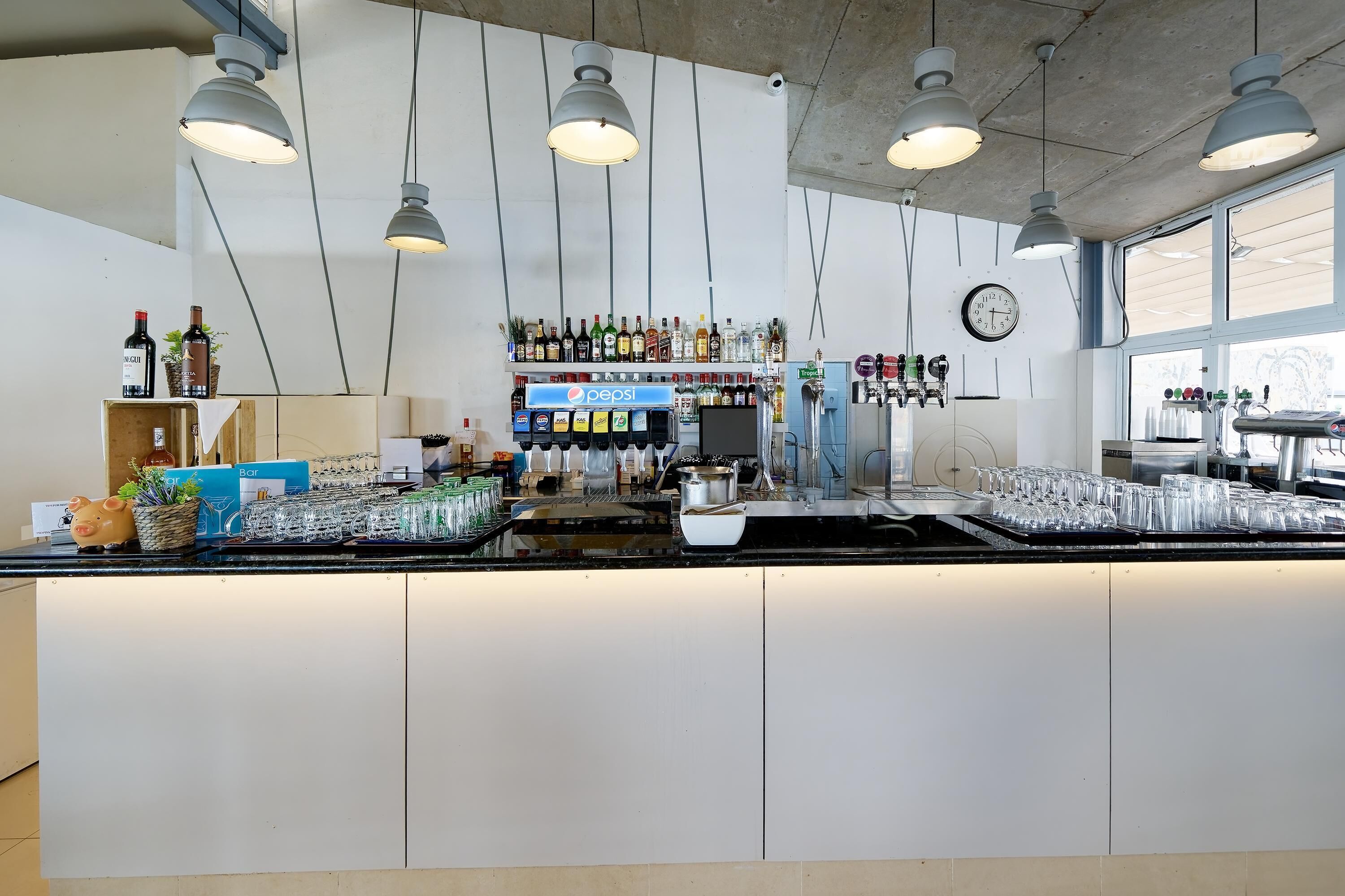 Bar (en el alojamiento)