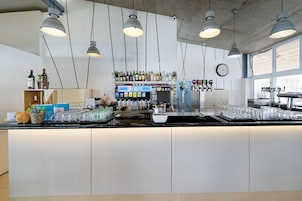 Bar (en el alojamiento)