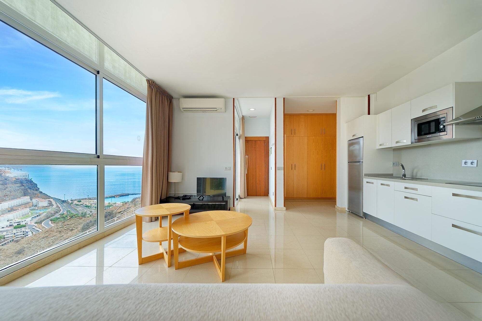 高級寢具、免費摺床/加床、免費 Wi-Fi、床單