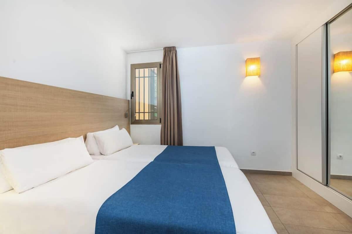 1 bedroom