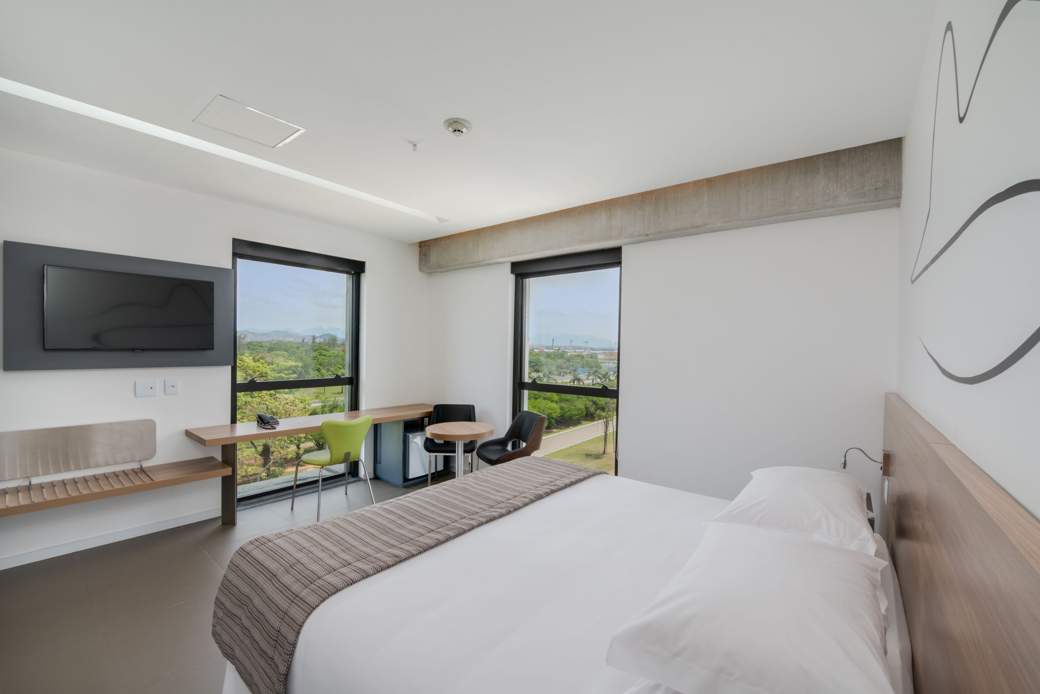 1 bedroom, minibar, in-room safe, blackout curtains