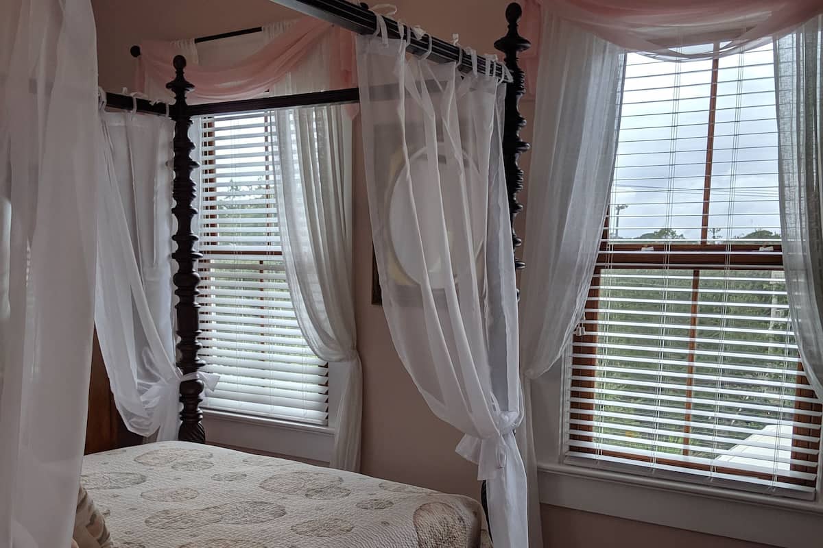 Luxury Double Room Single Use, 1 Queen Bed, Private Bathroom