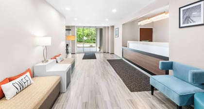 Sleep Inn & Suites Pigeon Forge - Downtown