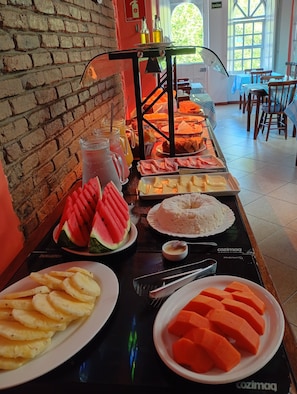 Petit déjeuner buffet compris tous les jours
